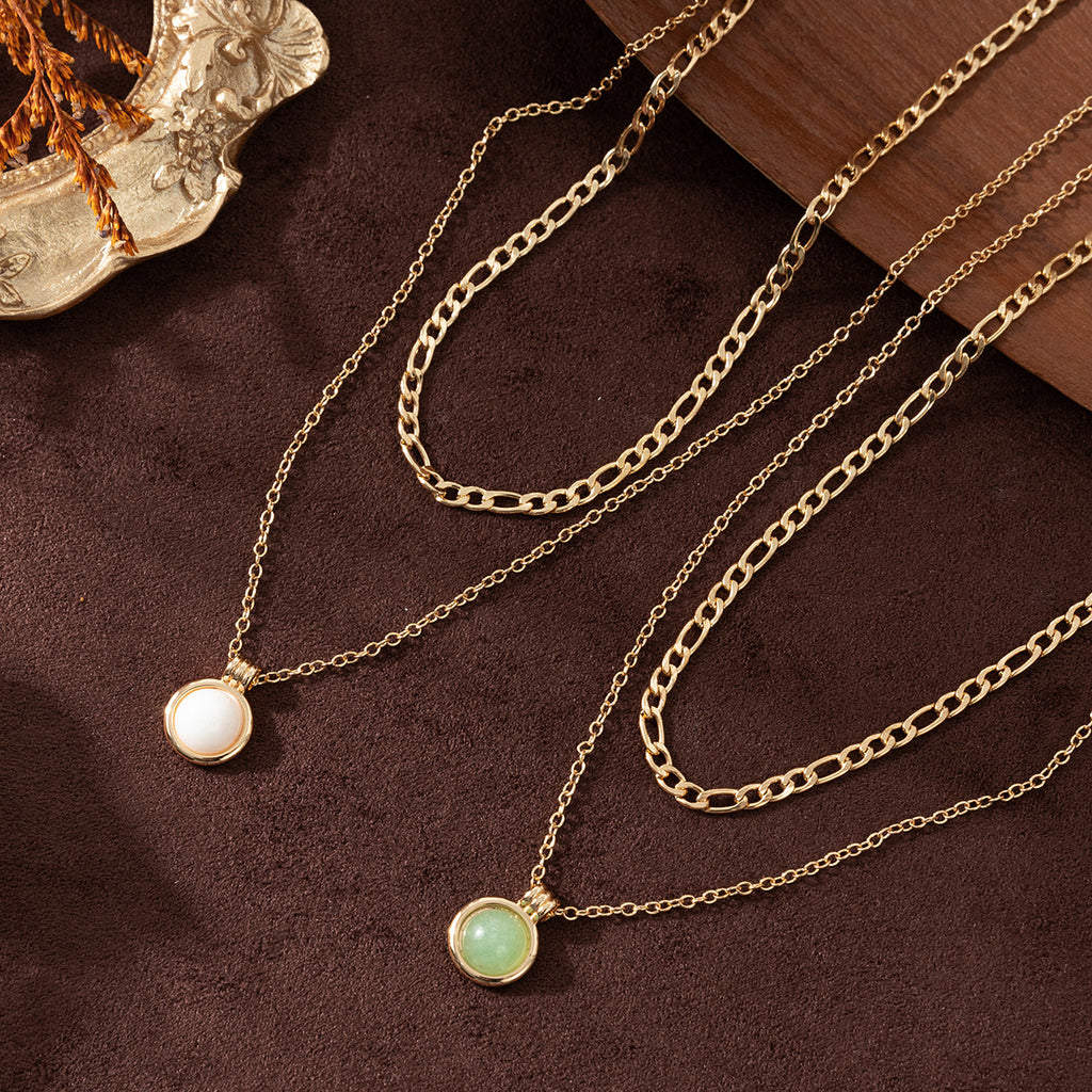 Figaro chain with color-preserving gold-plated accessories