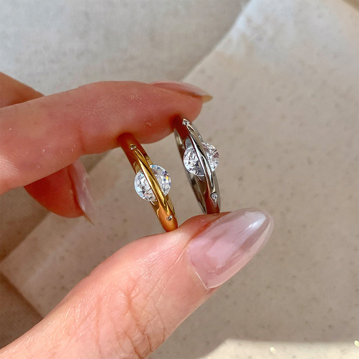 Planet-shaped ring