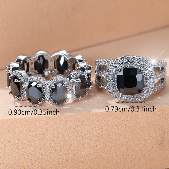 Egg-shaped ring set