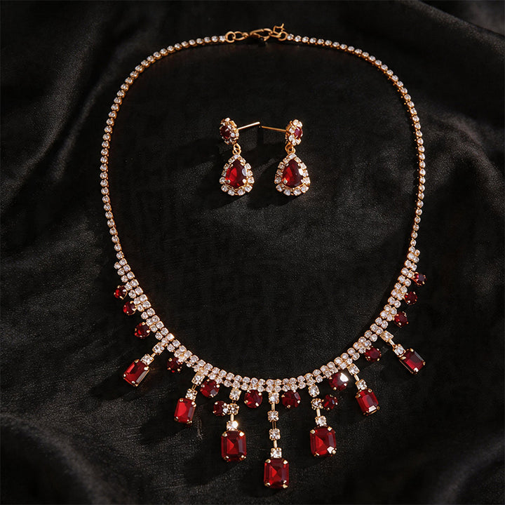Oval Geometric Tassel Necklace Set