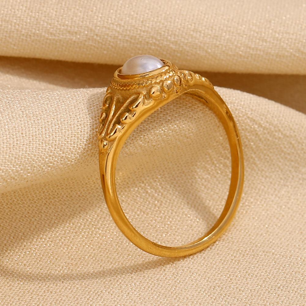 Retro Engraved Pearl Statement Fashion Ring