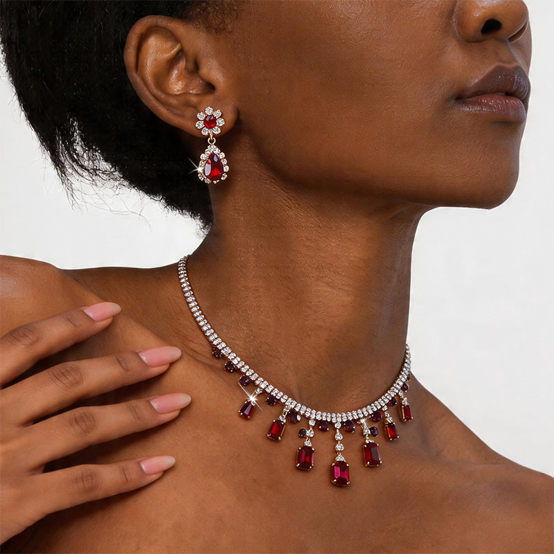 Oval Geometric Tassel Necklace Set