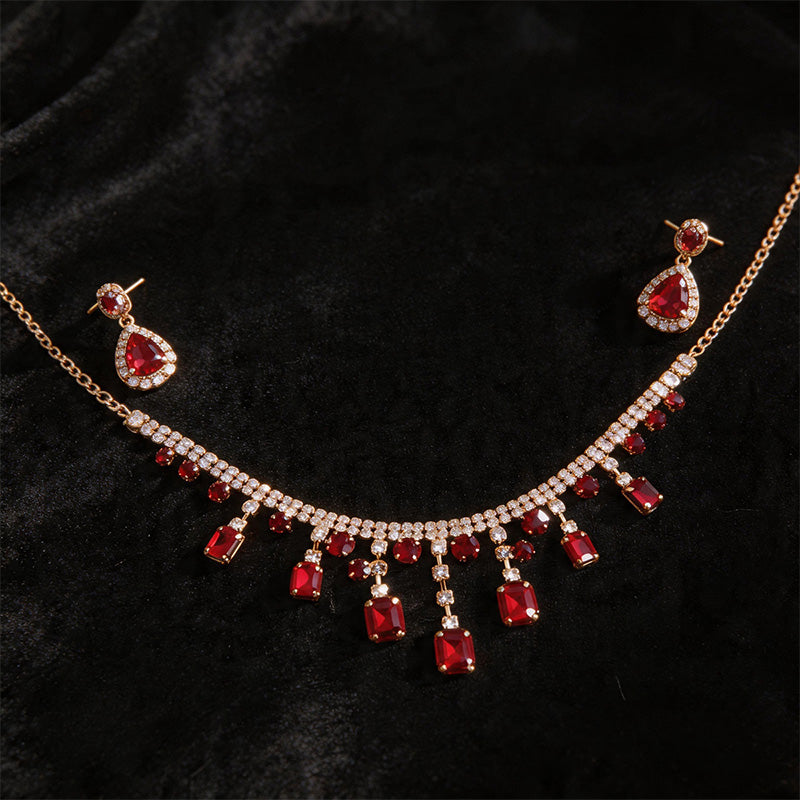 Oval Geometric Tassel Necklace Set