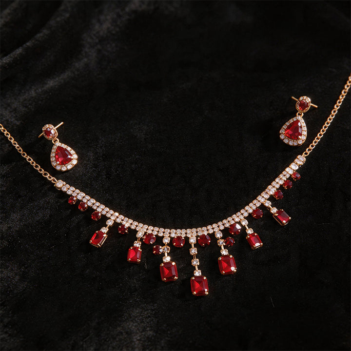 Oval Geometric Tassel Necklace Set