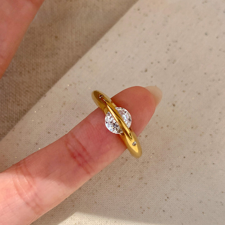 Planet-shaped ring