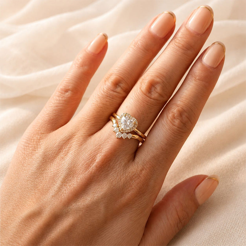 Heart-shaped ring set