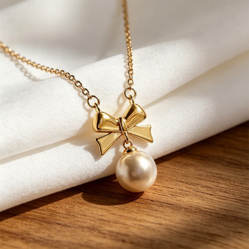 Bow Pearl Pendant Necklace