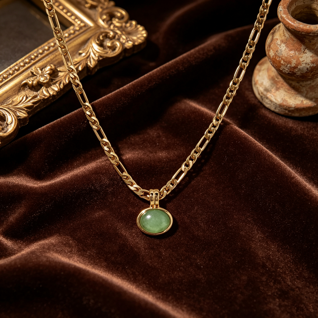 Figaro chain with color-preserving gold-plated accessories