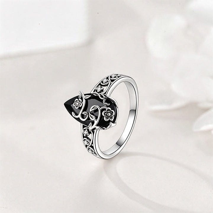 Vintage flower ring