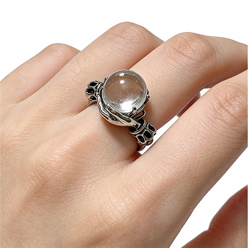 Retro Skull Hand Ring