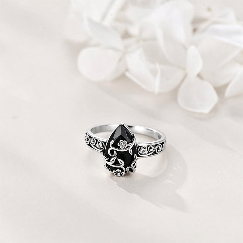 Vintage flower ring