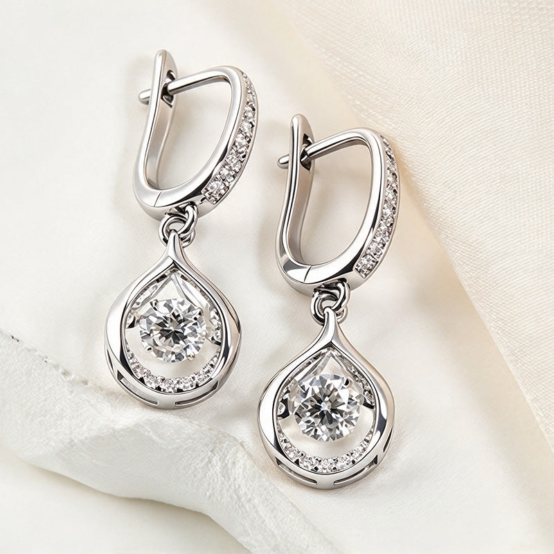 Teardrop-shaped earrings