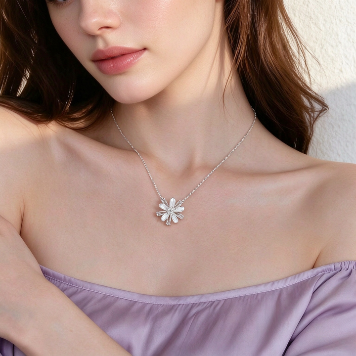 White Firework Floral Necklace