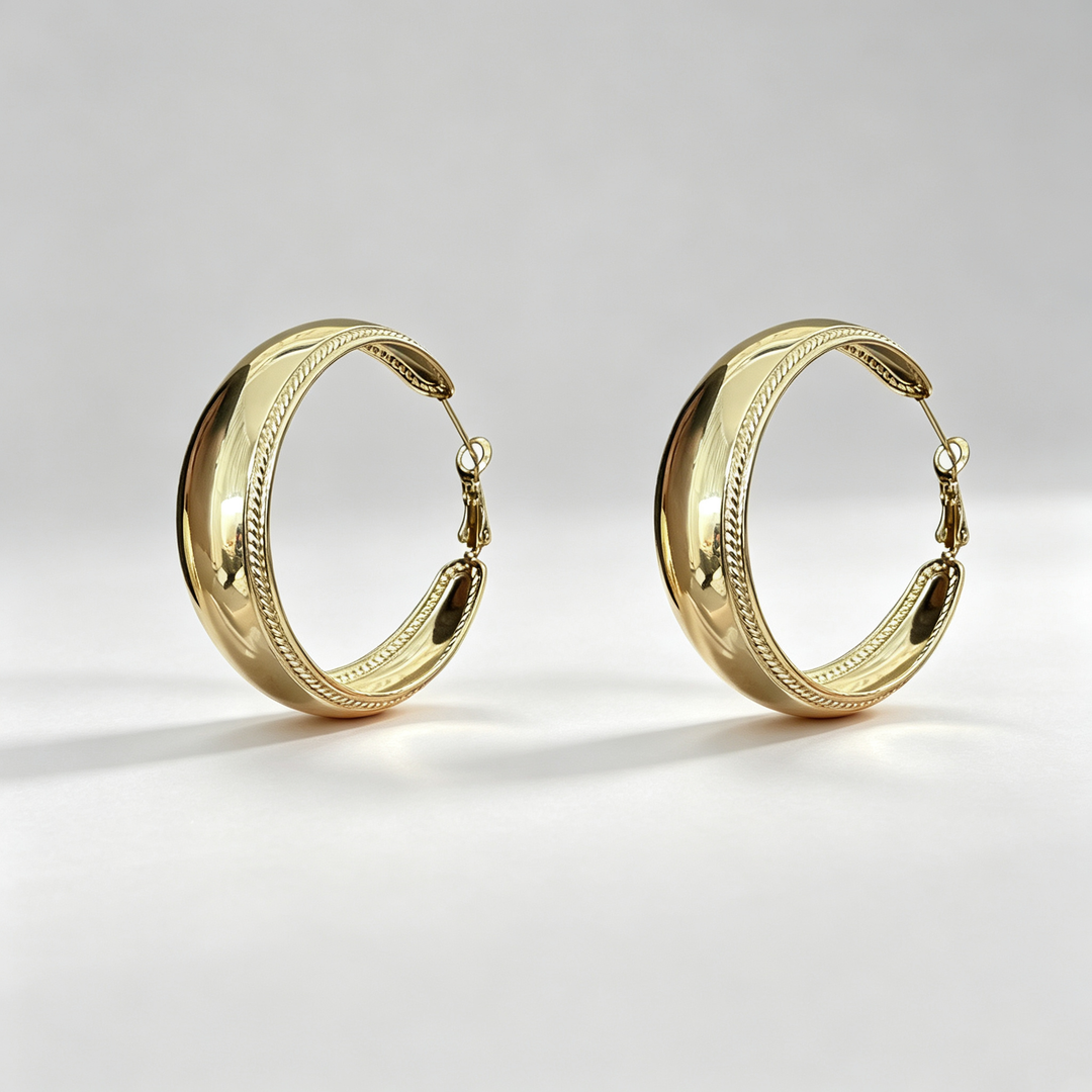 Vintage Smooth Wide C‑Hoop Ear Clips
