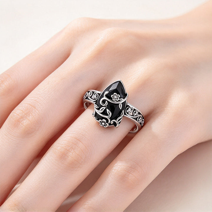 Vintage flower ring