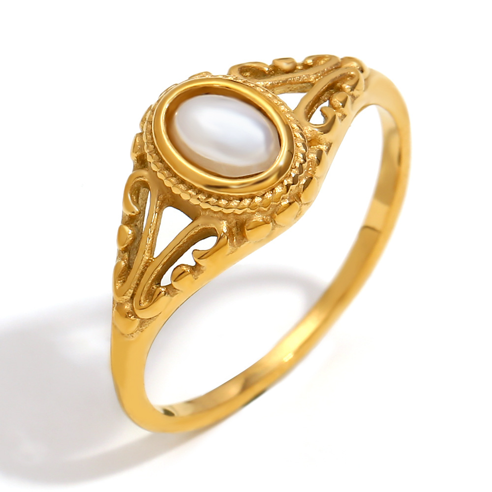 Retro Engraved Pearl Statement Fashion Ring