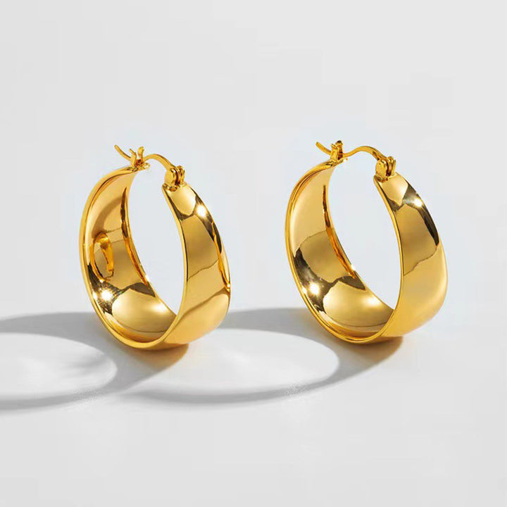 Curved earrings