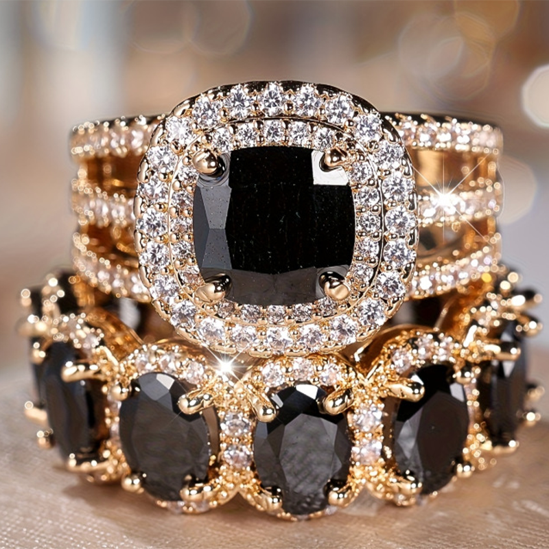 Egg-shaped ring set