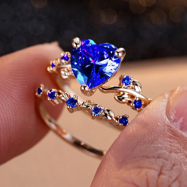 Heart-shaped stacked rings