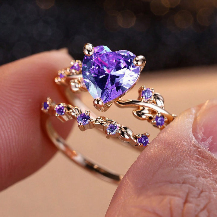Heart-shaped stacked rings