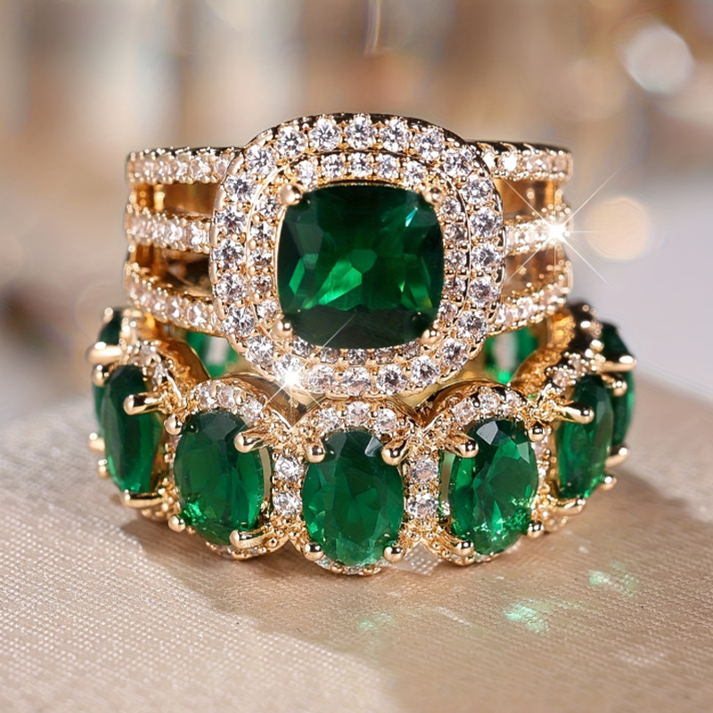 Egg-shaped ring set